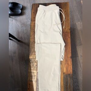 Lululemon Men's Cream Pants